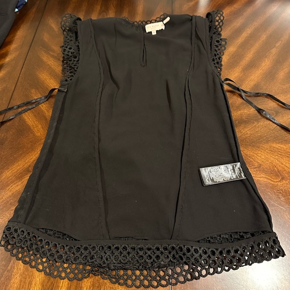 Ted Baker Zania Lace Tee size 0 like new - Picture 11 of 14